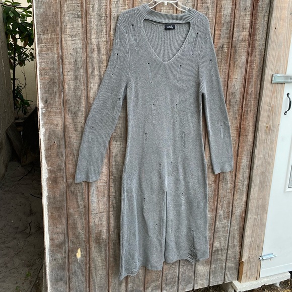 Modx knitted long sleeve distressed sweater dress - Picture 3 of 16
